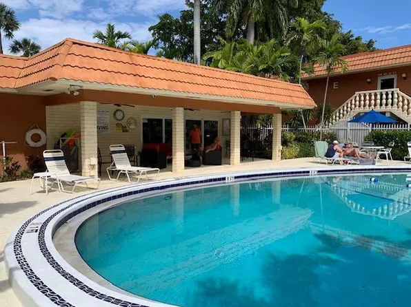 136 NE 19th Ct APT 220F, Fort Lauderdale, FL 33305