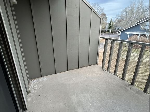 2nd image of 809 E Drake Rd APT A118