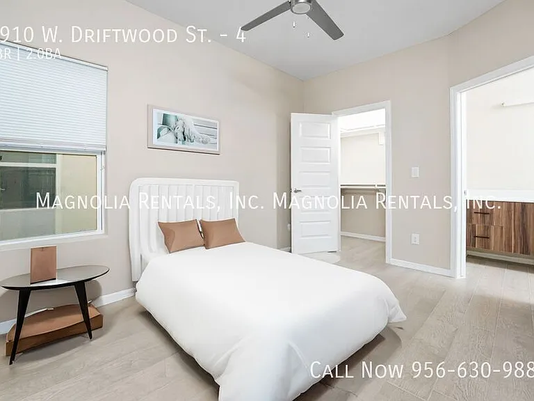 2910 W Driftwood St #4 — Photo 4