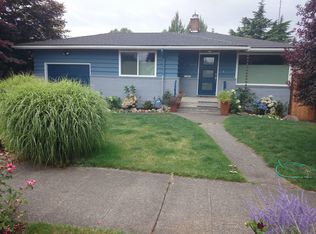 3249 39th Ave SW, Seattle, WA 98116