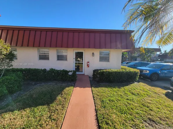 12016 Greenway Cir S APT 108, Royal Palm Beach, FL 33411