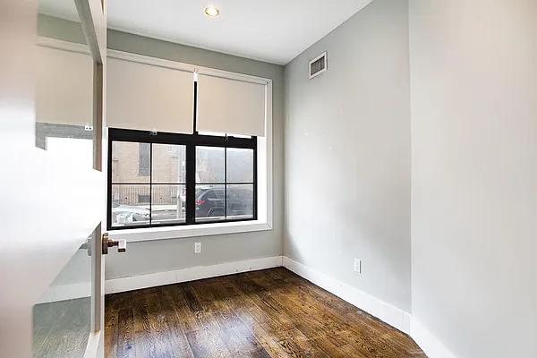 Rented by Brooklyn Group | media 14