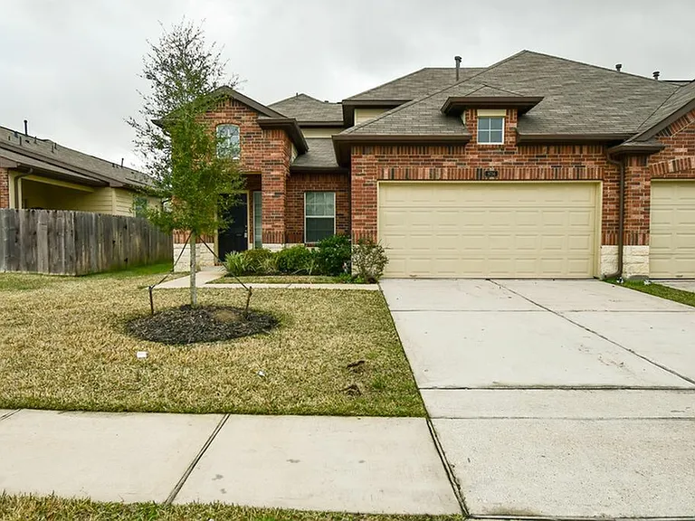 9734 Piave Dr — Photo 1