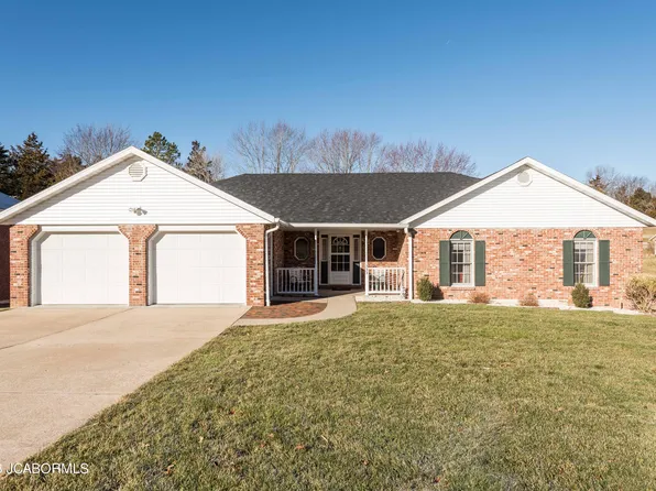 333 Timber Creek Dr, Jefferson City, MO 65109