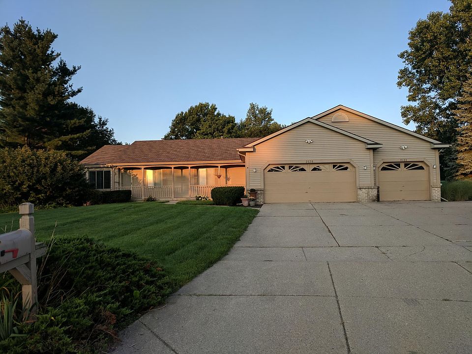 1st image of 2122 Countrywood Dr SE