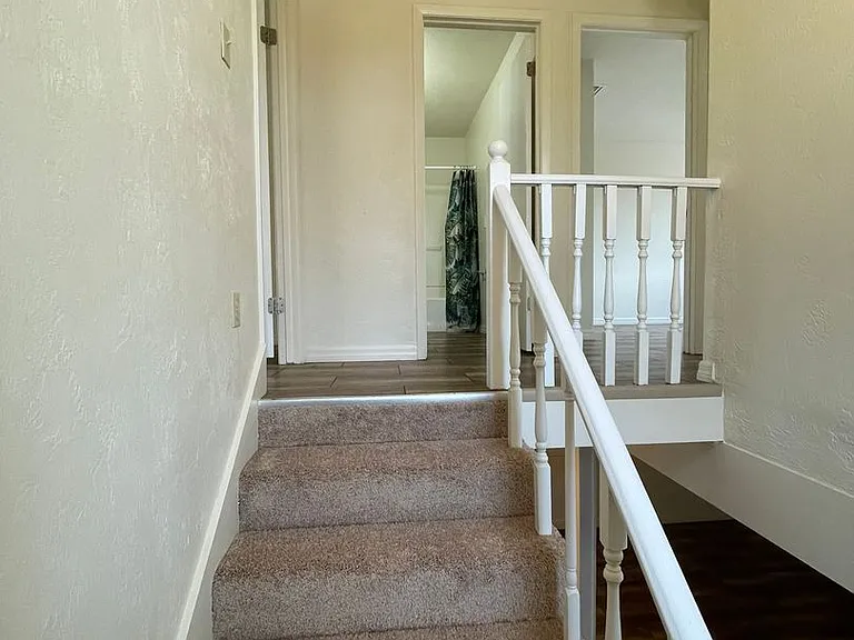 1 Fair Oaks Cir — Photo 16