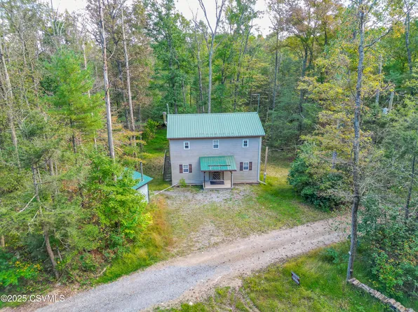 579 Mossy Oak Ln, Mifflinburg, PA 17844
