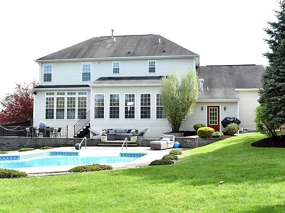 3rd image of 5301 Cobbler Way