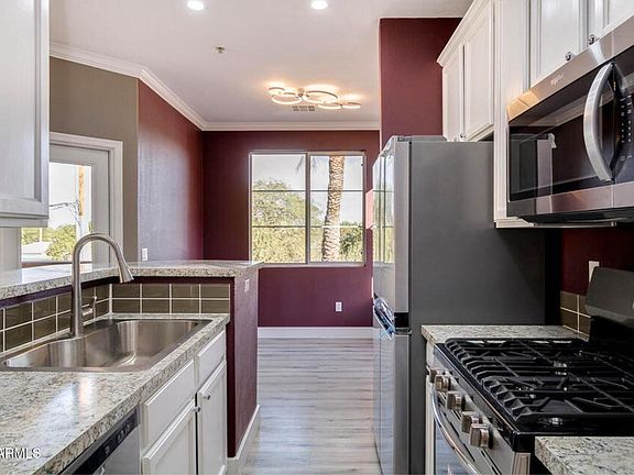 3rd image of 2992 N MILLER Road #214A