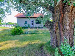 317 1st St SE, Sebeka, MN 56477