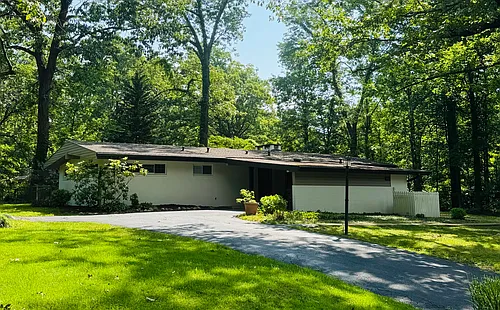 203 Hathaway Dr Photo 1