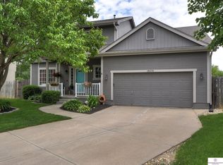18636 N Cir, Omaha, NE 68135