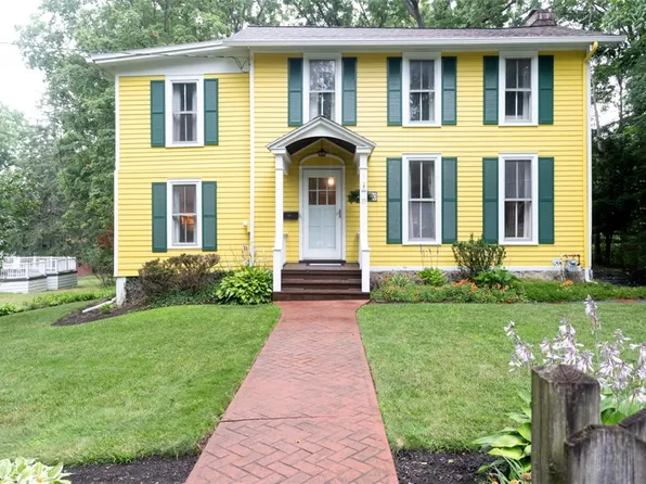 35 South St, Geneseo, NY 14454