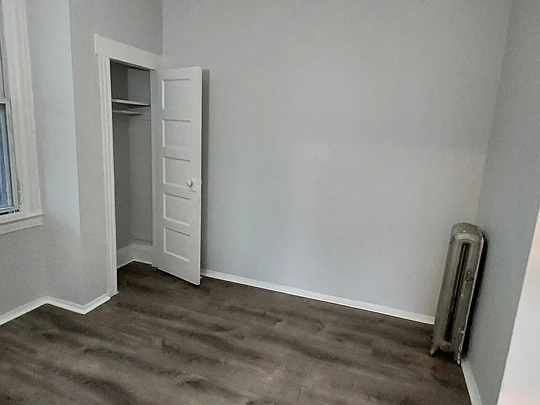225 McBride Ave #3 — Photo 6