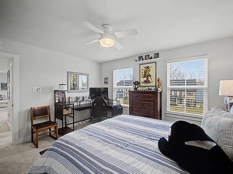 18307 Sagamore Dr — Photo 32
