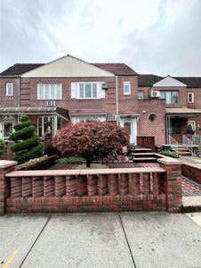 61-20 80th Street, Flushing, NY, 11379