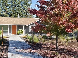 541 E Hampton Way, Fresno, CA