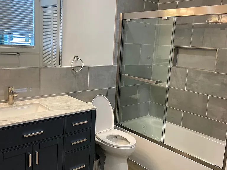 323 Peoria St — Photo 10