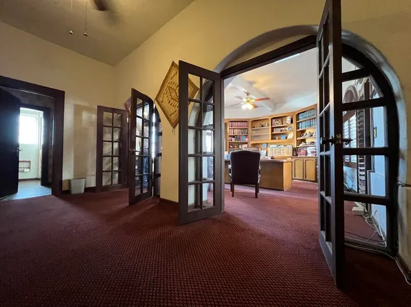 4115 Trowbridge Dr, El Paso, TX 79903