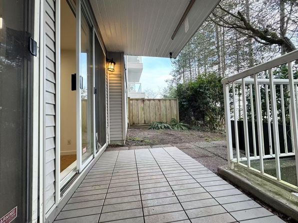 2733 Atlin Pl #103, Coquitlam, BC V3C 5B1