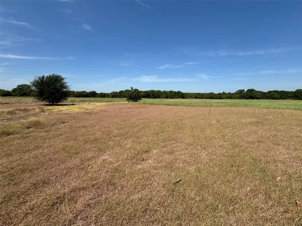 1801 Christian Rd, Ennis, TX 75119