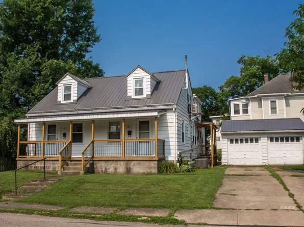 16 Watt St, Athens, OH 45701