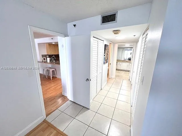 1717 N Bayshore Dr #A-1450 — Photo 29