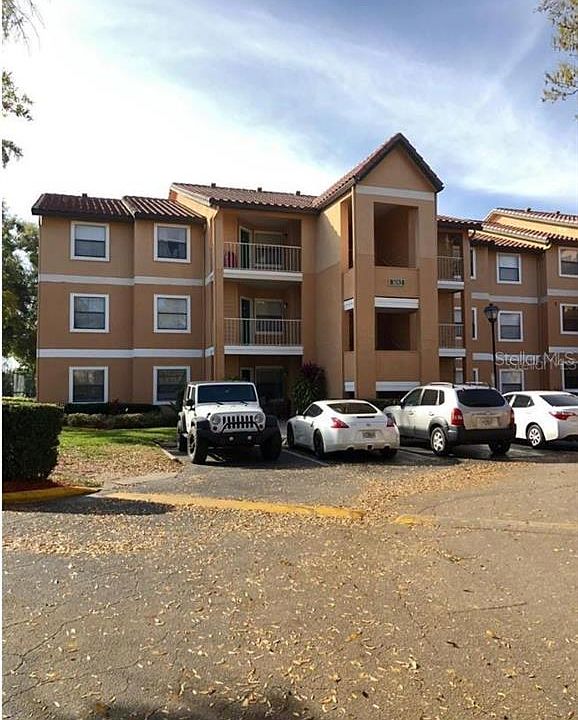 1st image of 3012 Parkway Blvd APT 202