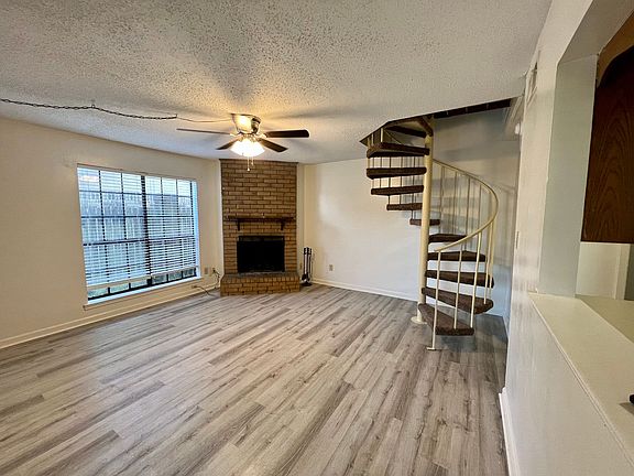 2nd image of 114 Shekel Dr APT C