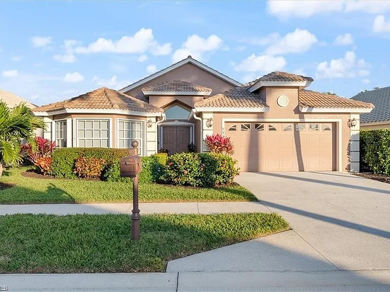 8432 Indian Wells Way — Photo 1