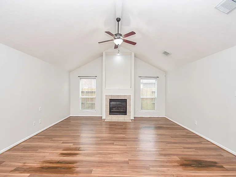 10614 Sunswept Fields Ln — Photo 11