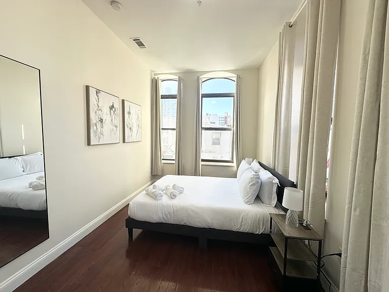 217 N 11th St #401 — Photo 10