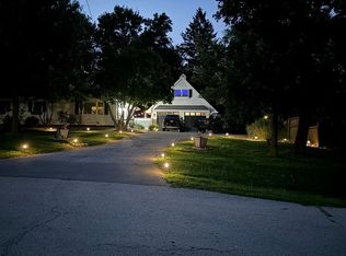 233 E Wood St, New Lenox, IL 60451