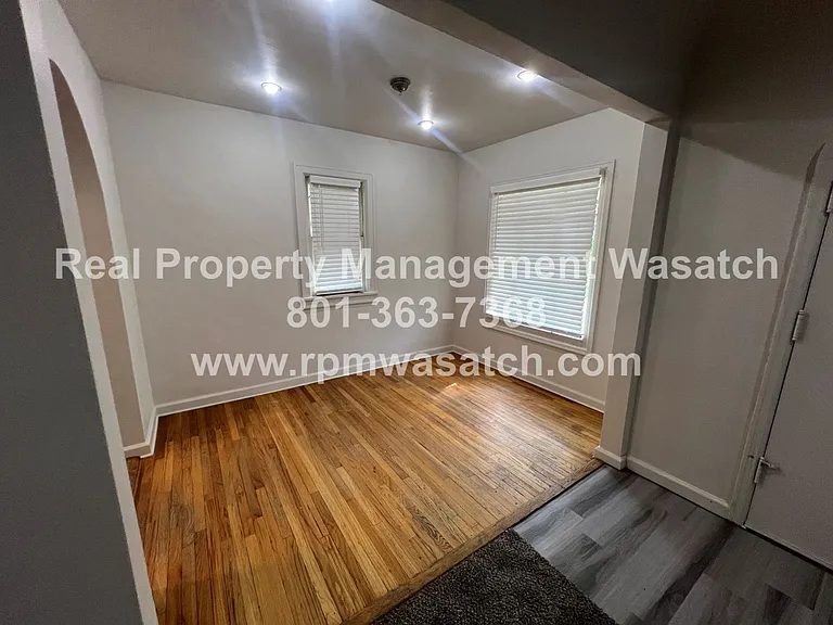 1105 S 700 E — Photo 7