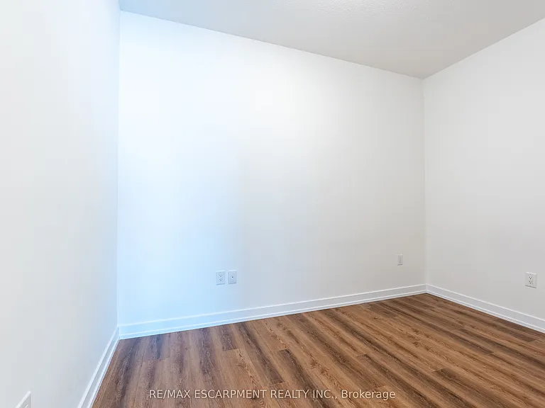 450 Dundas St E #801 — Photo 20