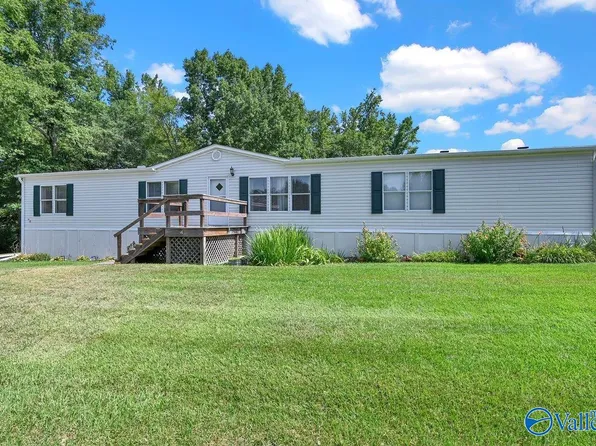 785 County Road 316, Trinity, AL 35673