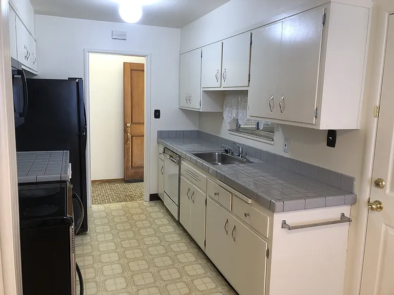 14322 Antone Ct — Photo 6