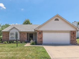 4541 Driftwood Ln, Greenwood, IN