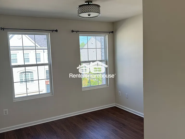 7524 Stonehouse Run Dr — Photo 6