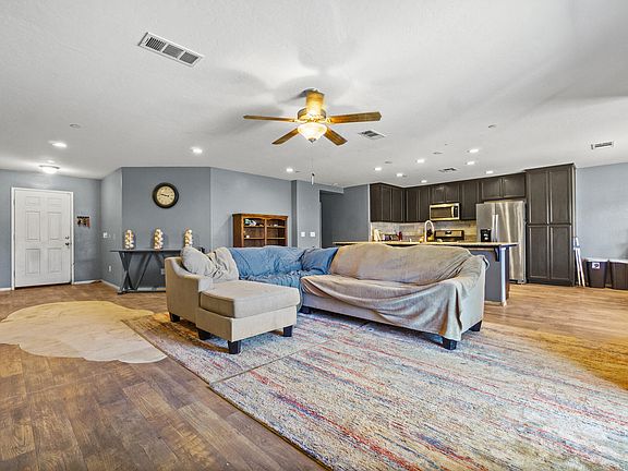 4th image of 1717 N Virmargo Street
