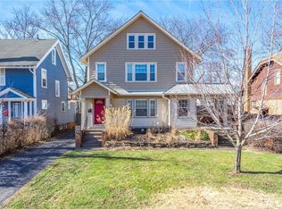 1550 S Taylor Rd, Cleveland Heights, OH 44118