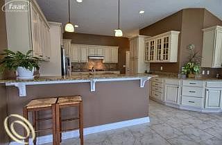 4th image of 8384 Grovemont Ct