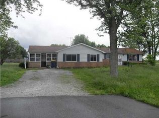 37 W Us Highway 52, Fountaintown, IN 46130