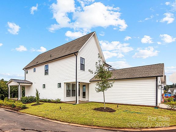 3rd image of 6124 Littleroot Way