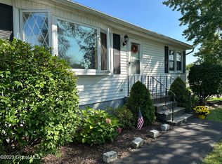 12 Pershing Dr, Latham, NY 12110