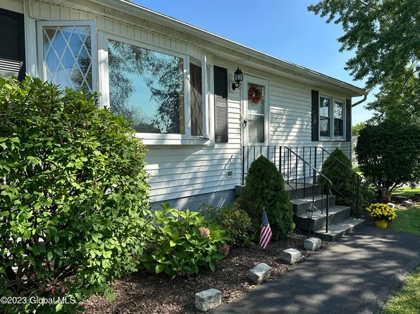 12 Pershing Drive, Latham, NY 12110