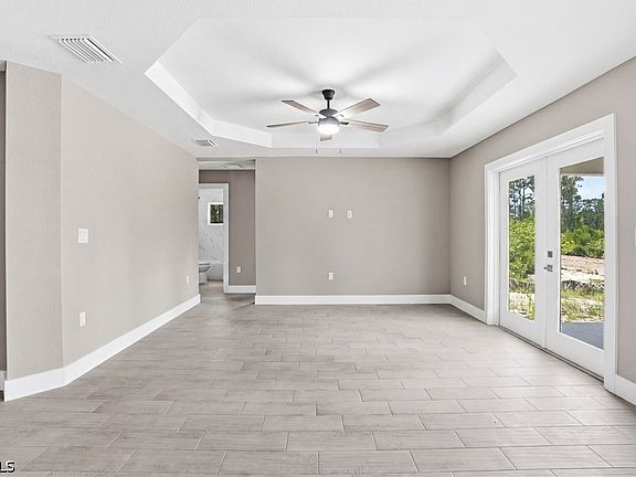 5th image of 1131 Plantation Rd