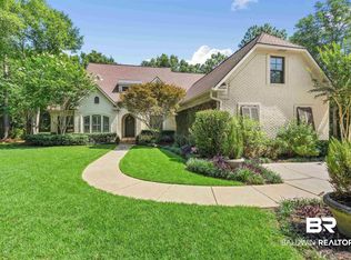 123 Willow Lake Dr, Fairhope, AL 36532