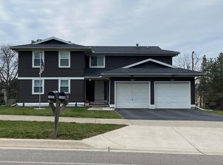 1609 N Hagadorn Rd, East Lansing, MI 48823