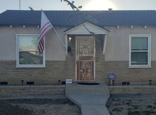 2226 Oak St, Santa Ana, CA 92707